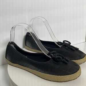 UGG flat shoes black size 7.5 espadrilles